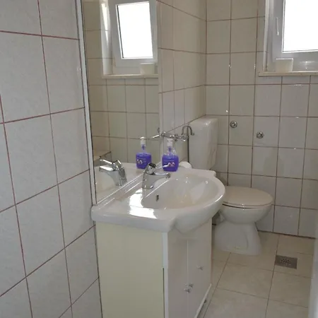 Apartment Grosse Mit Meerblick, Wenige Schritte Vom Entfernt Trogir