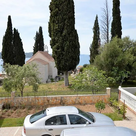 Apartment Grosse Mit Meerblick, Wenige Schritte Vom Entfernt Trogir