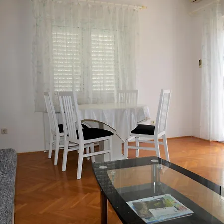 Apartment Grosse Mit Meerblick, Wenige Schritte Vom Entfernt *