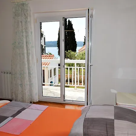 Grosse Mit Meerblick, Wenige Schritte Vom Entfernt Trogir